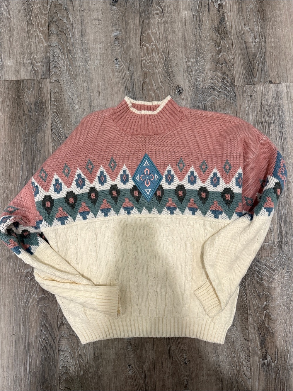 Vintage 62 East Cream & Dusty Rose Patterned Cable-Knit Sweater sz m